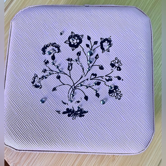 Jewelry Box with Rings and Necklaces - Picture 2 of 9